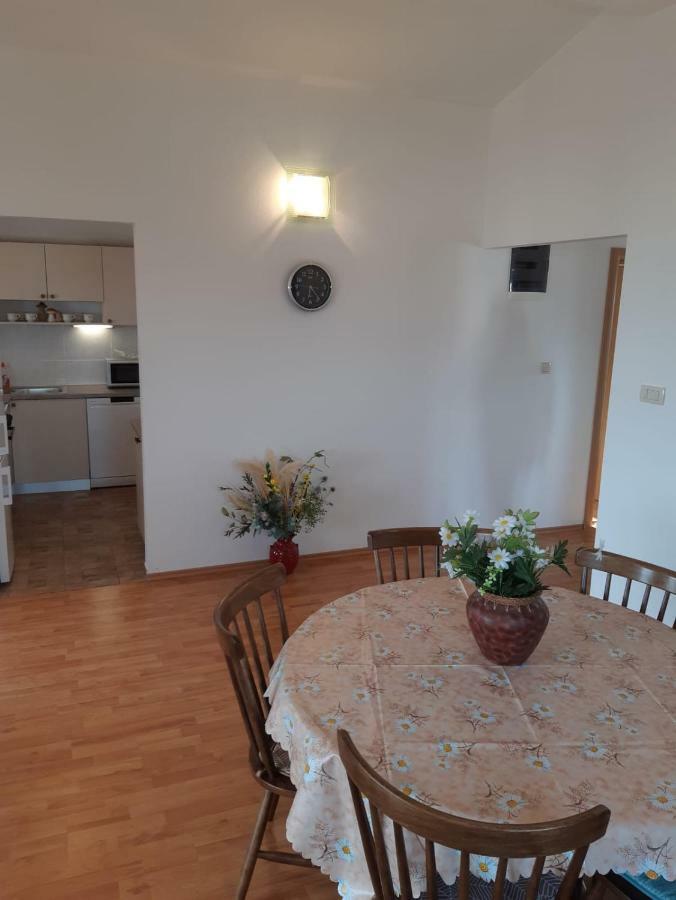 Apartments Skerlep Sevid Exterior foto